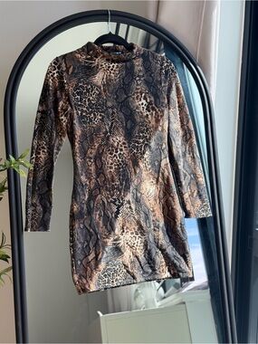 Fashion Nova Brown Animal Print Long Sleeve Dress